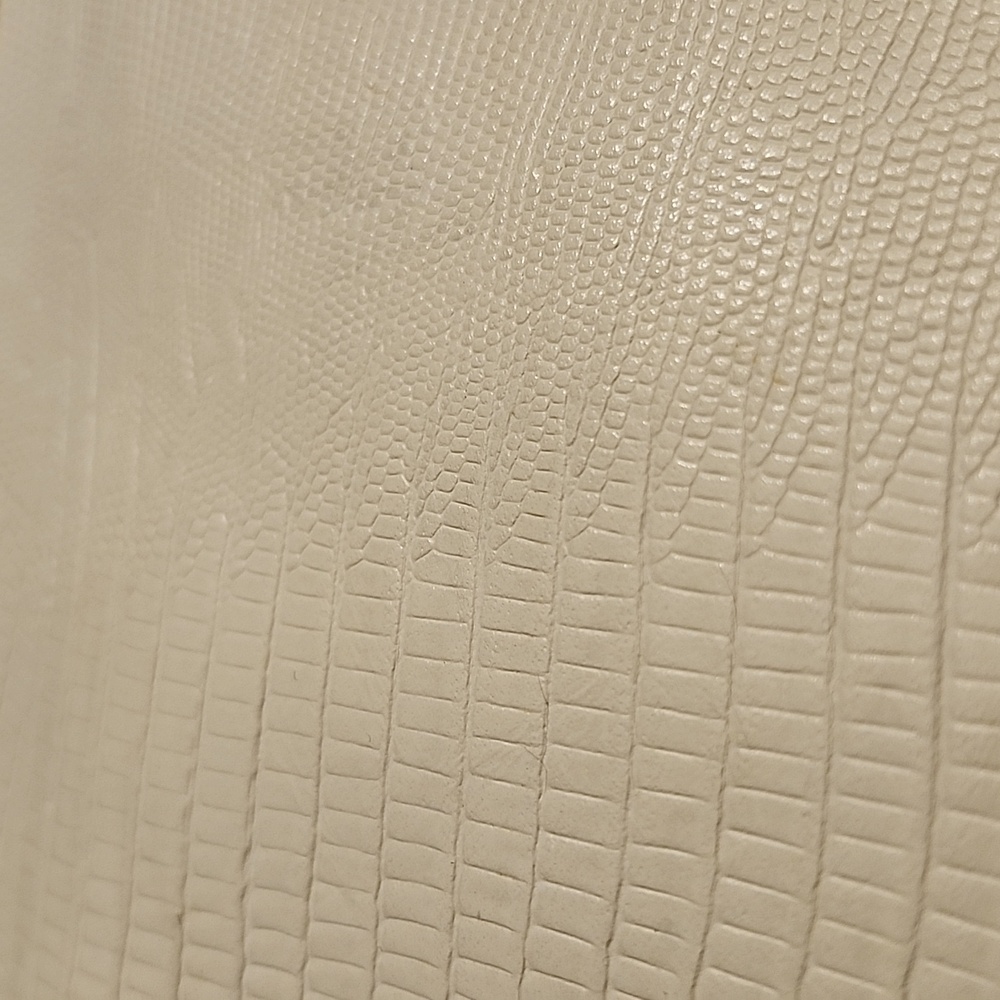 Vintage 60's Etra Leather Faux Reptile Beautiful Condition White Clutch, $45 - Picture 4 of 5